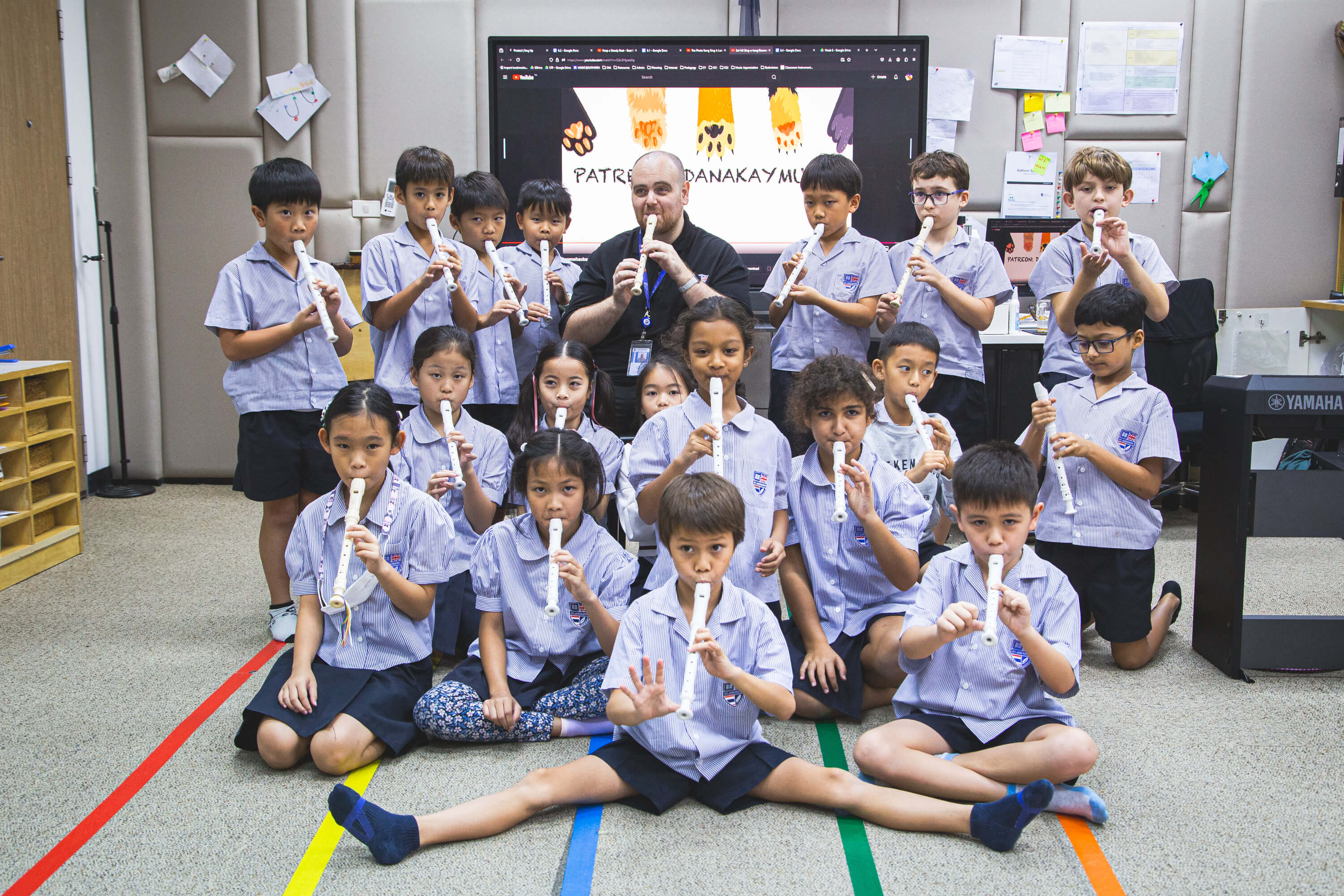 encourage your child to grow with extracurricular activities